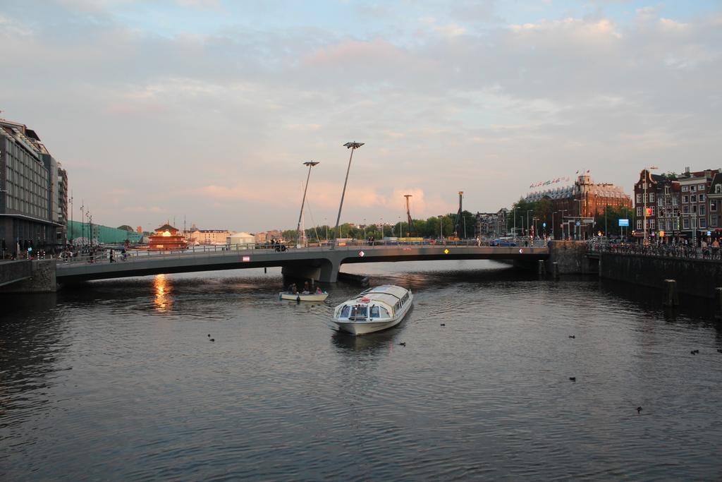 Hotel Restaurant Old Bridge Amsterdam Eksteriør billede