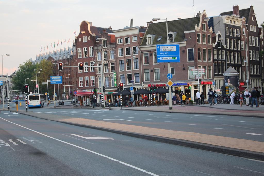 Hotel Restaurant Old Bridge Amsterdam Eksteriør billede